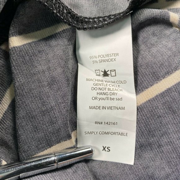 New Lularoe Blouse Extra Small Women's Irma High - Picture 5 of 8